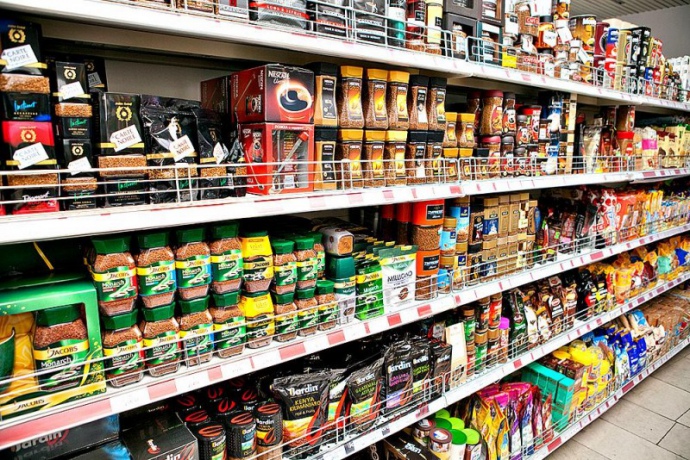 Продукты с полок супермаркетов не исчезнут — таможня | Экономическая правда