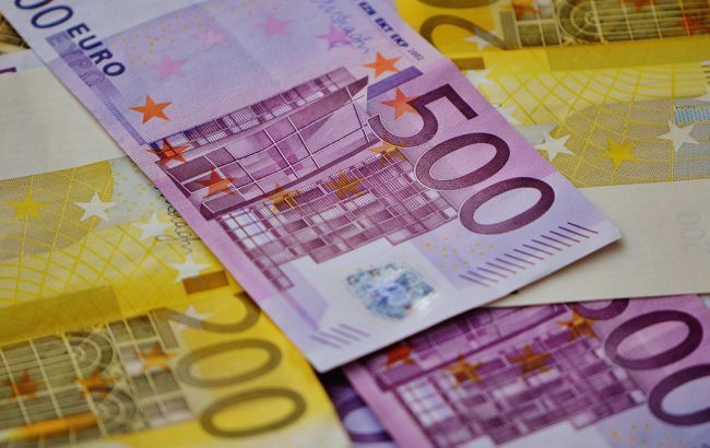 ФОТО: в следующем году в оборот будут выпущены новые евро-банкноты