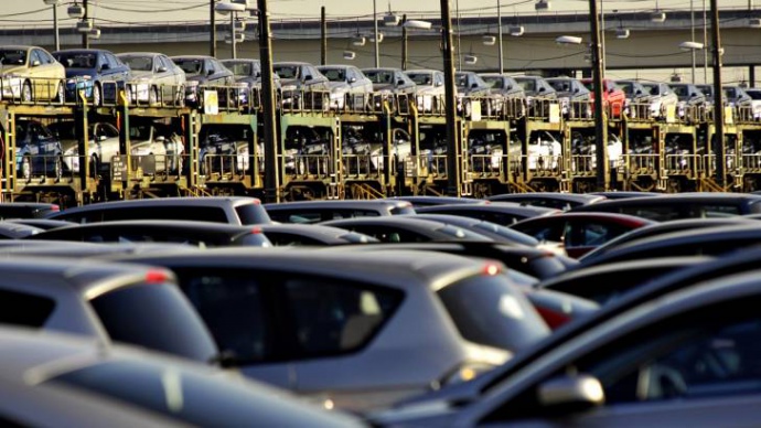 Продажи новых автомобилей в ЕС упали вдвое | Экономическая правда